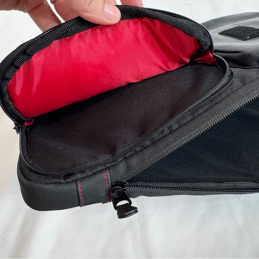Black Laptop bag, multi pocket organizer, 15 inch padded travel case - Picture 5 of 7